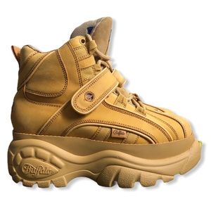 Buffalo London High Top Sneaker Boot